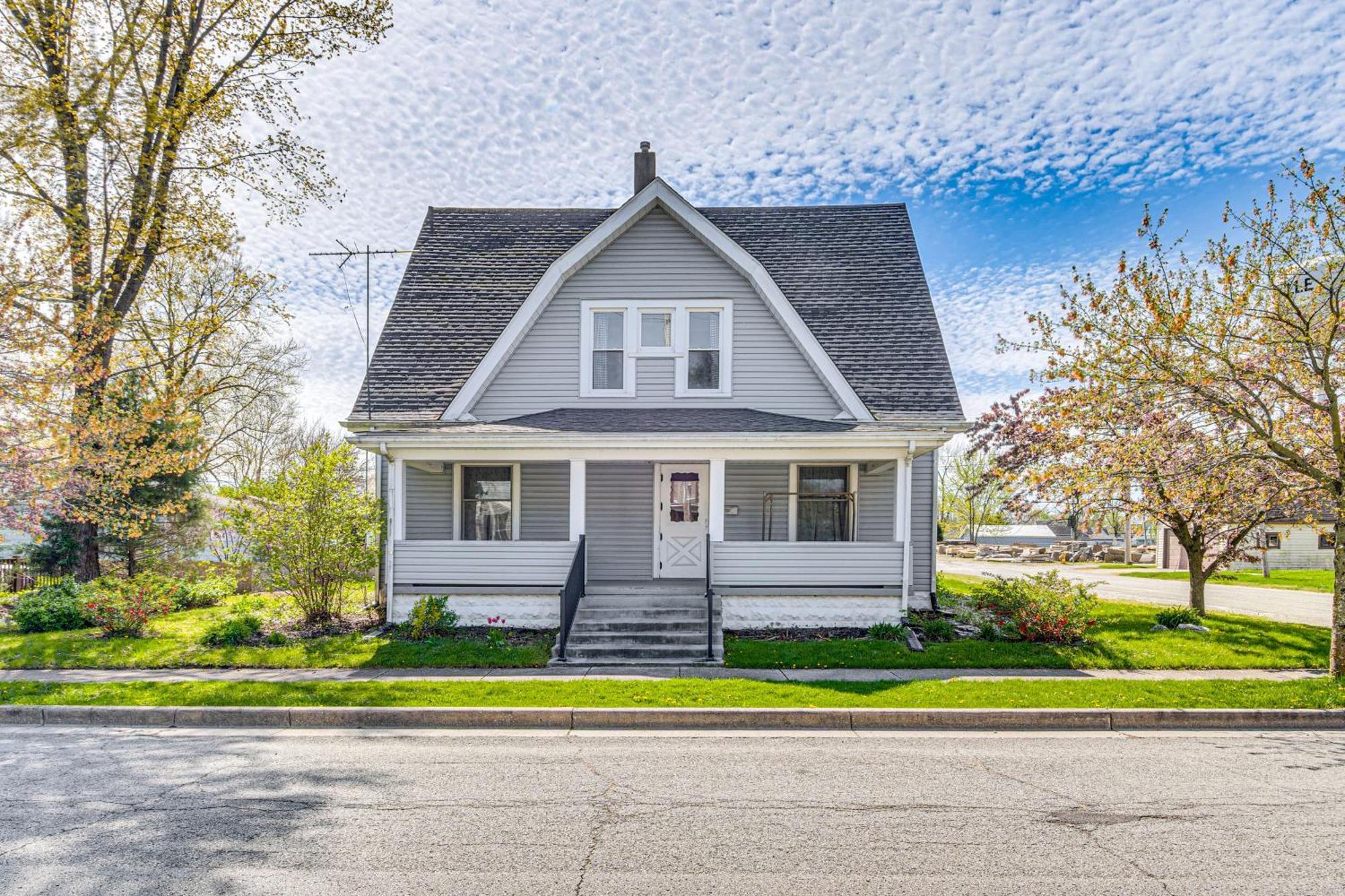 The Junction Victorian Home In Quaint Fortville! Exteriör bild